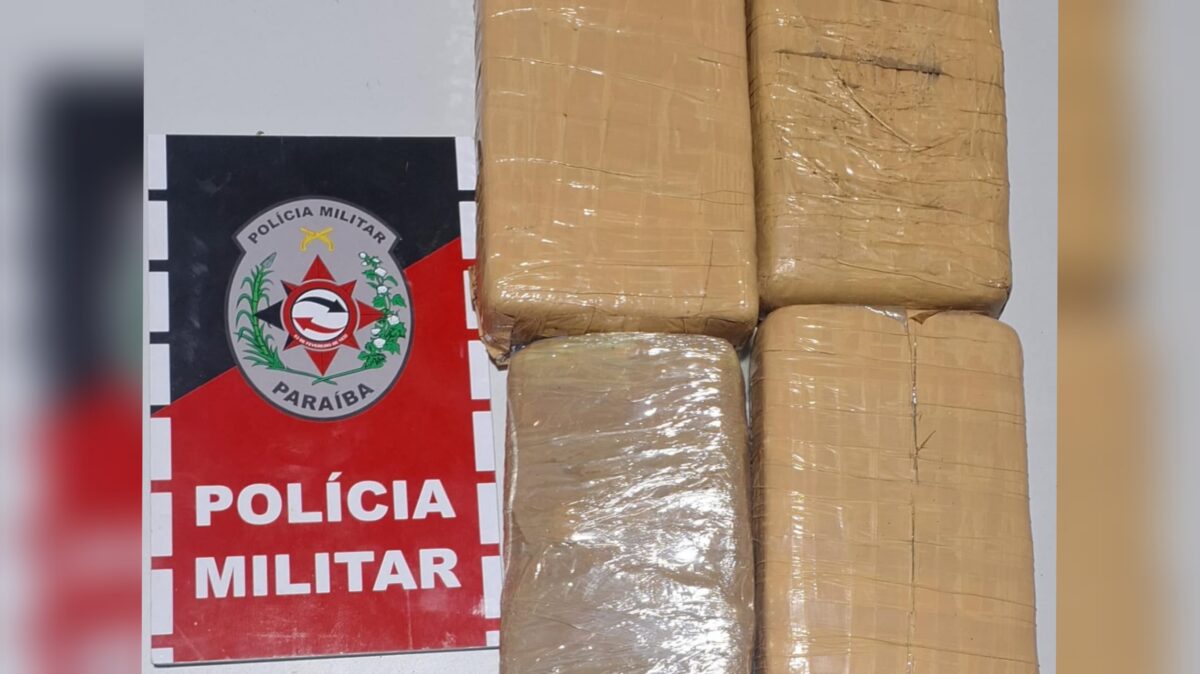 Mulher é presa com maconha e crack em São Bento São Bento