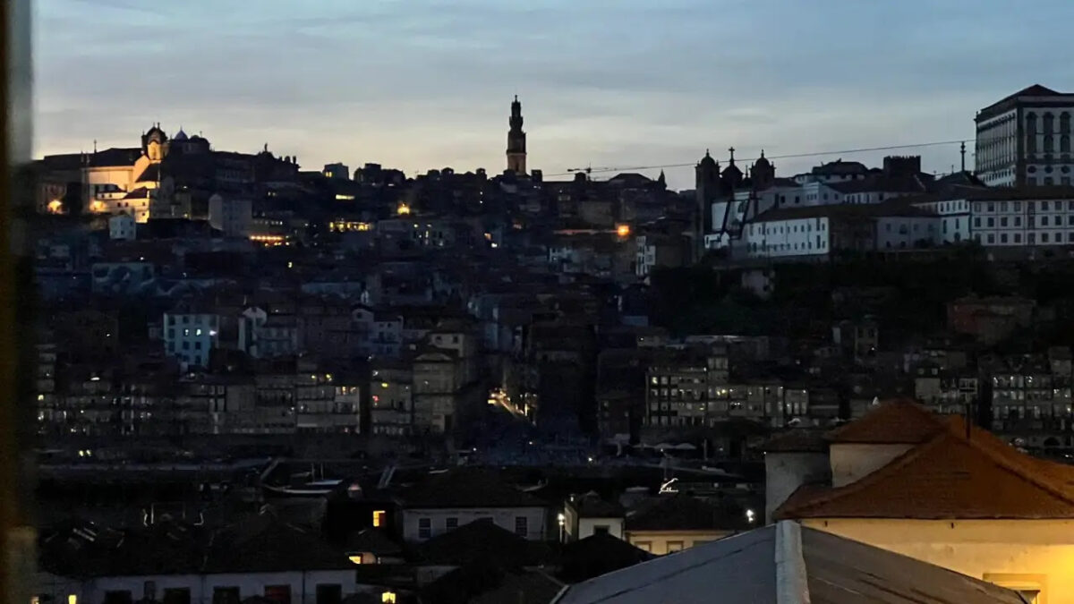 Espanha revela nova descoberta sobre causas de apagão que atingiu países europeus Espanha revela nova descoberta sobre causas de apagão que atingiu países europeus