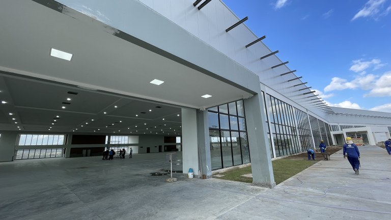 João Azevêdo diz que Centro de Convenções de Campina Grande, que será inaugurado na quarta-feira, já tem cinco eventos programados centro de convenções, campina grande