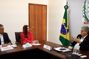 João Azevêdo trata de fortalecimento do destino Paraíba com diretoria de agência de Portugal joão azevêdo, reunião, agência portuguesa