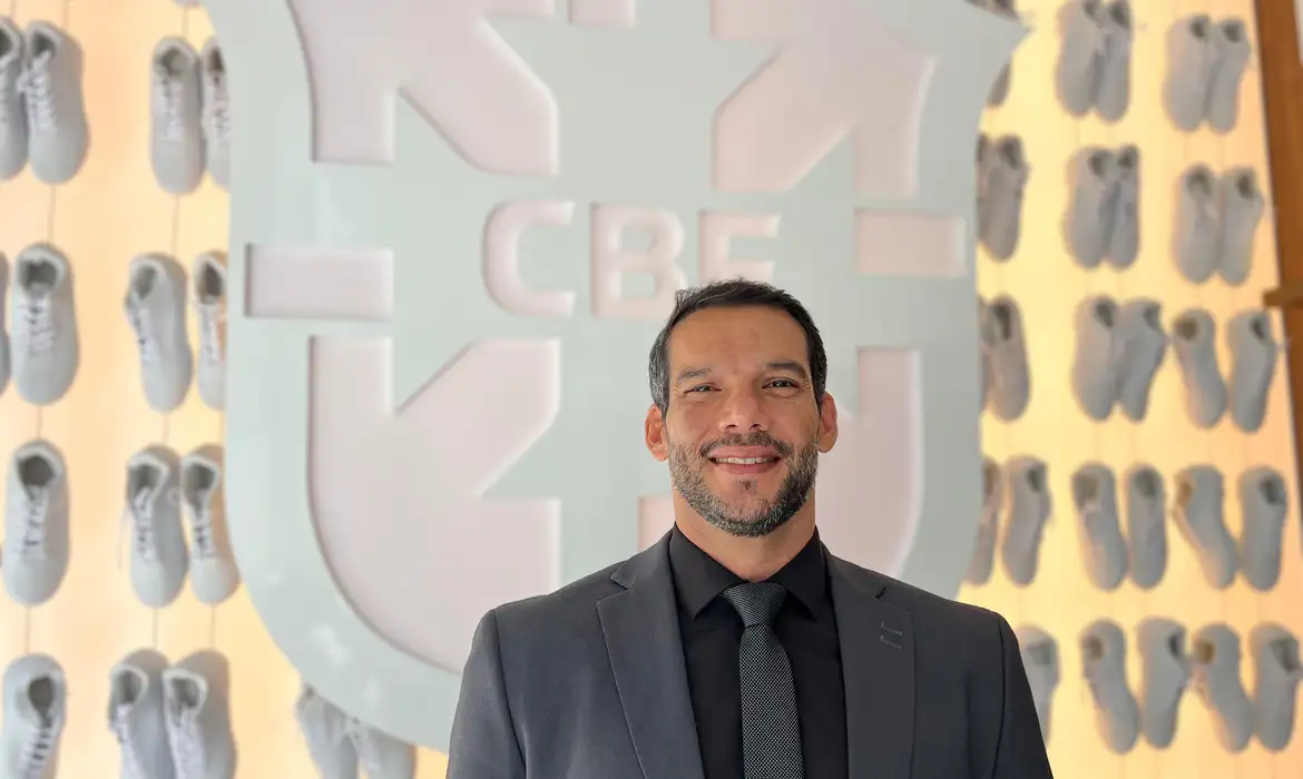 Samir Xaud deve ser anunciado como presidente da CBF com salário inicial de R$ 5 milhões Samir Xaud deve ser anunciado como presidente da CBF com salário inicial de R$ 5 milhões