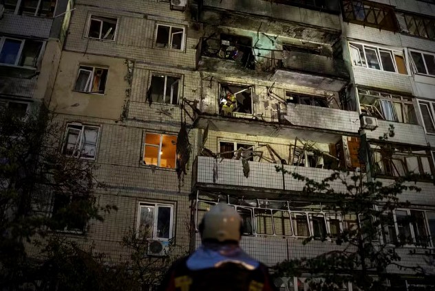 Após troca de prisioneiros, Rússia ataca a capital da Ucrânia e deixa ao menos 15 feridos Após troca de prisioneiros, Rússia ataca a capital da Ucrânia e deixa ao menos 15 feridos