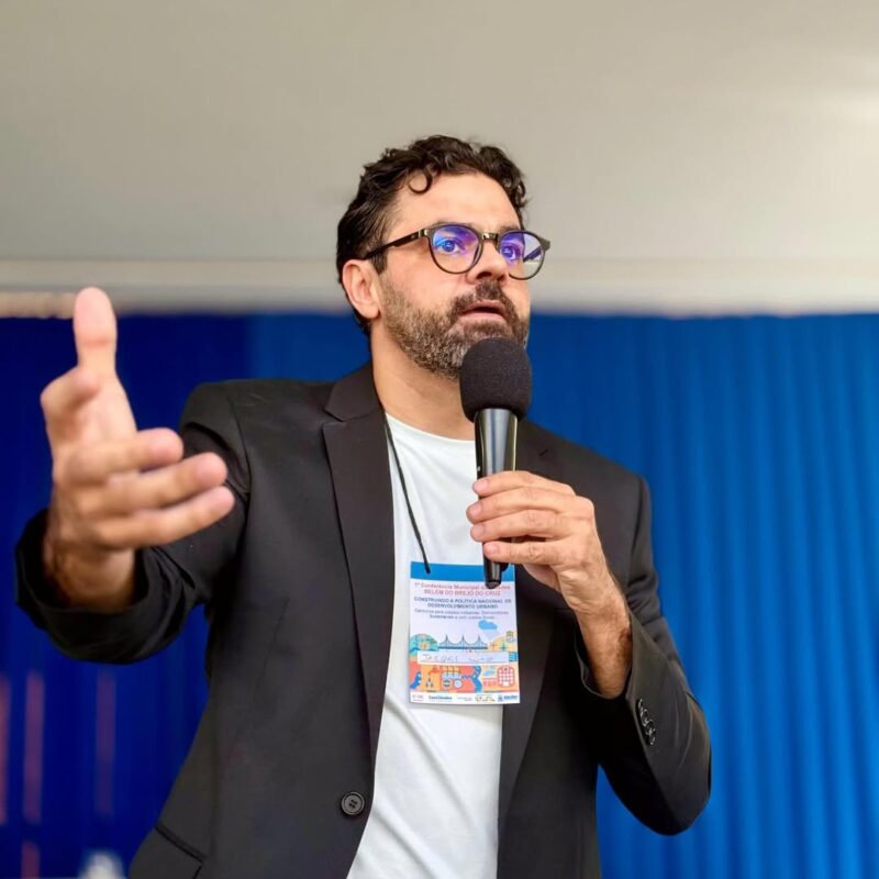Clilson Júnior entrevista Jarques Lúcio, médico urologista e ex-prefeito de São Bento Clilson Júnior entrevista Jarques Lúcio, médico urologista e ex-prefeito de São Bento