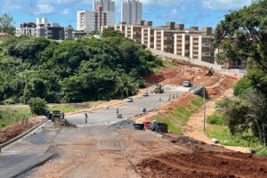 FOTOS: ponte que vai ligar Altiplano ao Hospital Universitário, em João Pessoa, será entregue até agosto