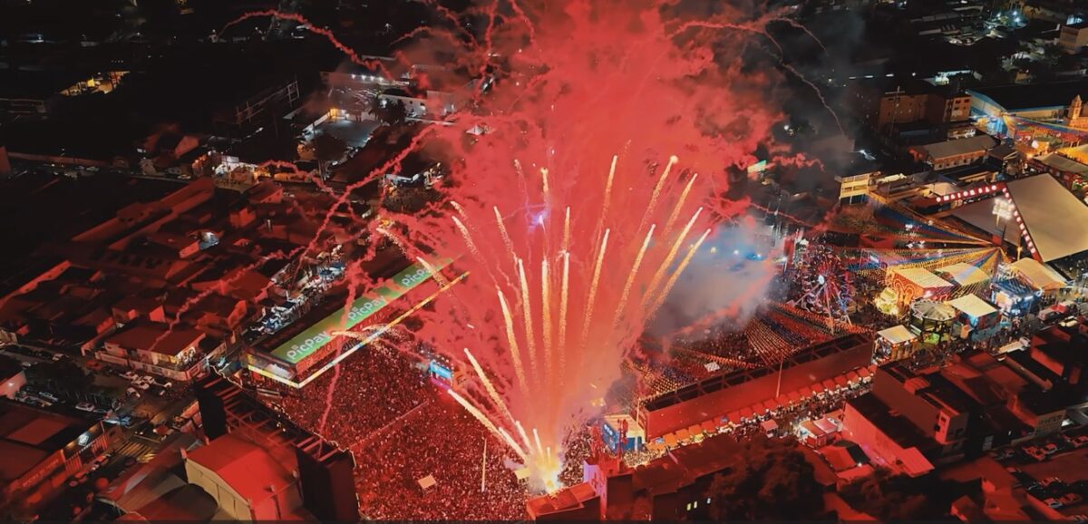 Abertura do São João de Campina Grande reuniu multidão. (foto: reprodução/Leydson Jackson/Arte Produções) 2025