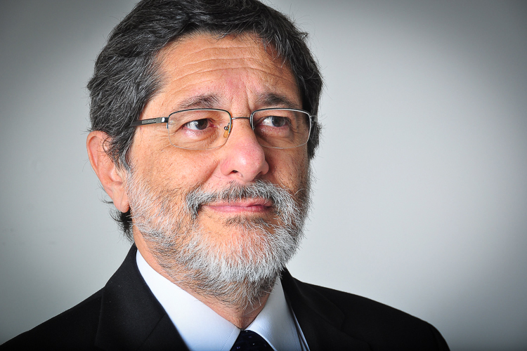 Clilson Júnior entrevista Sergio Gabrielli, ex-presidente da Petrobrás José Sérgio Gabrielli, ex-presidente da Petrobras