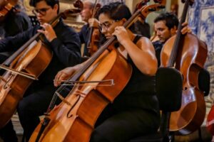 Orquestra Sinfônica Municipal e Helinho Medeiros se apresentam amanhã no 3º Festival Sesc Paraíba de Música Orquestra Sinfônica Municipal e Helinho Medeiros se apresentam amanhã no 3º Festival Sesc Paraíba de Música