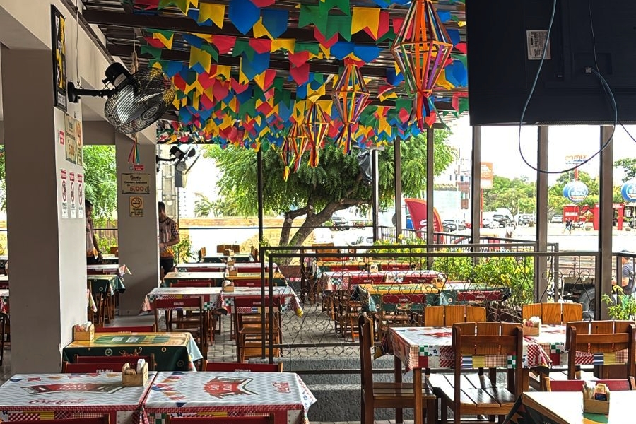 Bares e restaurantes na Paraíba esperam aumento de 80% nas vendas durante São João Bares e restaurantes na Paraíba esperam aumento de 80% nas vendas durante São João