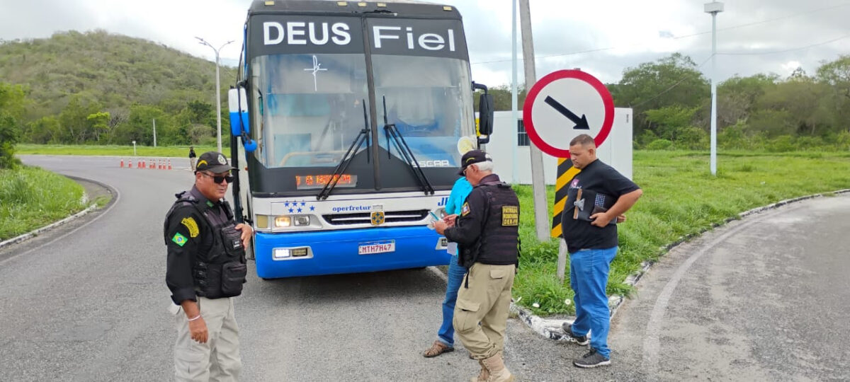 Câmeras identificam transporte clandestino de passageiros e condutores são autuados em Galante
