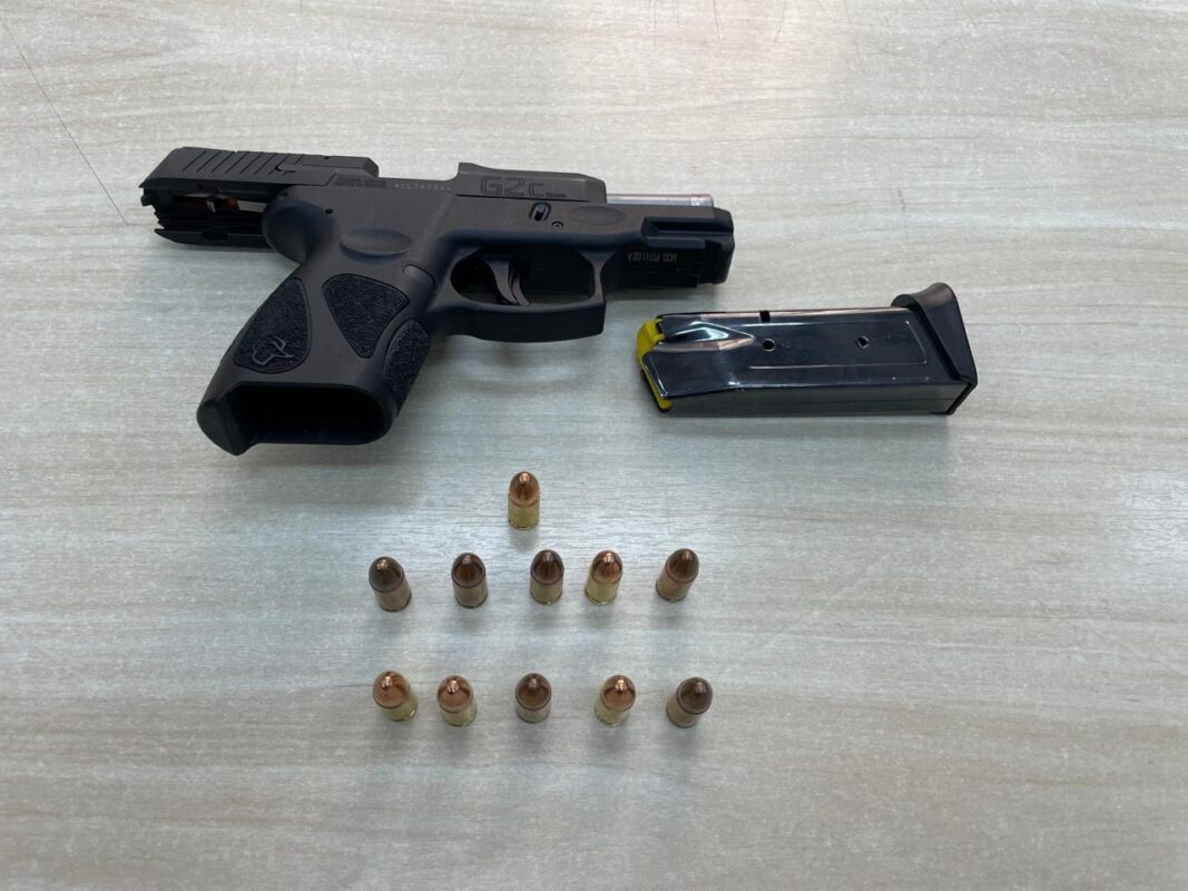 PF prende vigilante que tentou entrar com arma sem porte legal no prédio da Justiça Federal em Campina arma, apreensao, vigilante, campina grande, policia federal