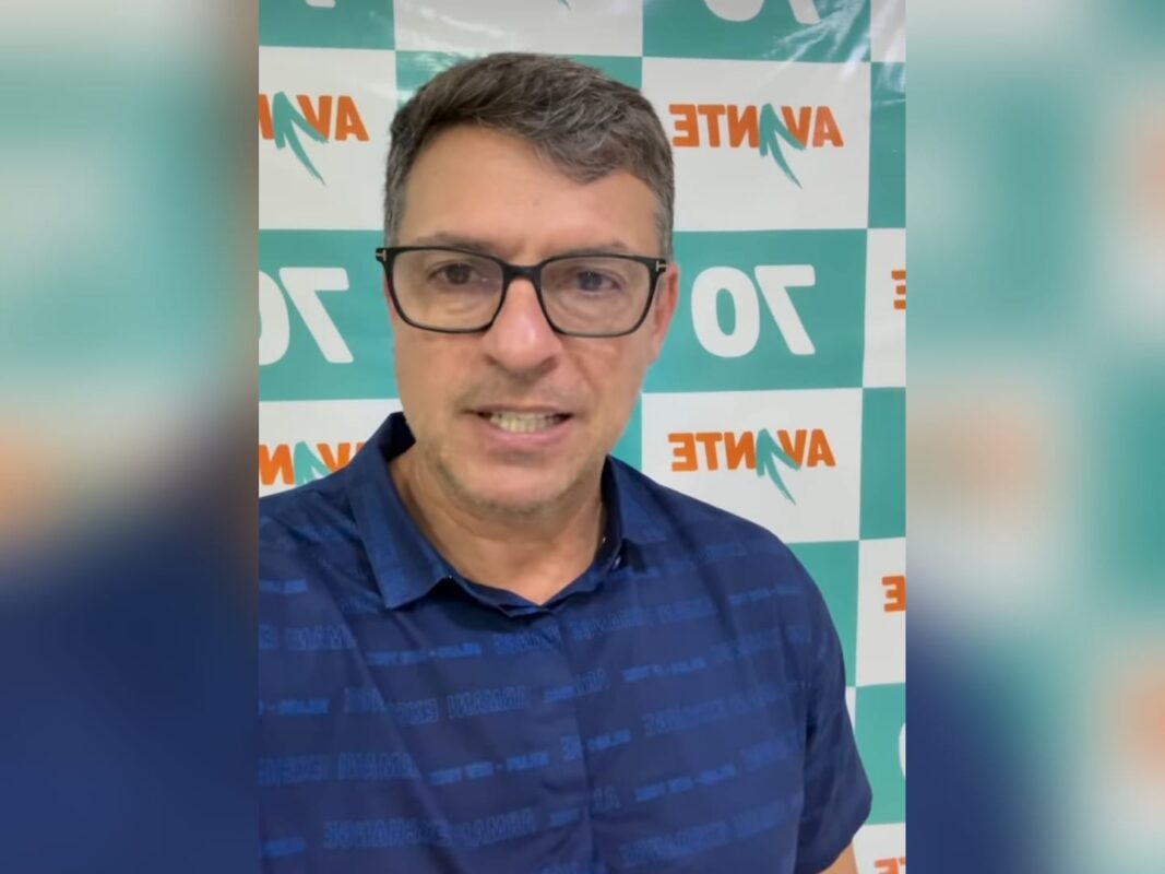 Vitor Hugo 'escancara' portas do Avante para Cícero Lucena ser candidato a governador: "eu sou fã" vitor hugo