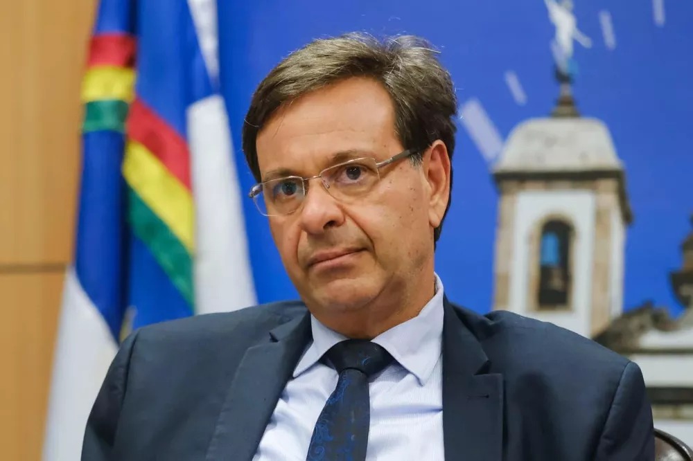 Ex-ministro Gilson Machado é preso pela Polícia Federal em Recife Ex-ministro Gilson Machado é preso pela Polícia Federal em Recife