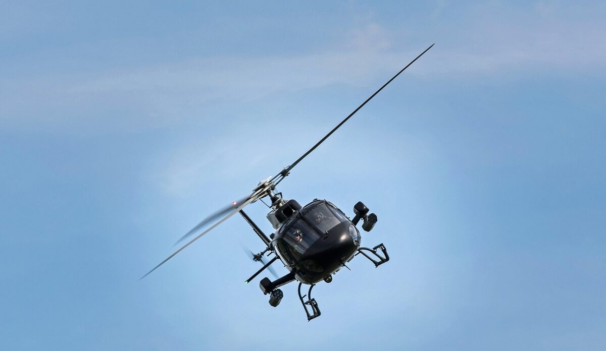 Após queda de avião que matou 279 pessoas, helicóptero cai na Índia e deixa 7 mortos Após queda de avião que matou 279 pessoas, helicóptero cai na Índia e deixa 7 mortos