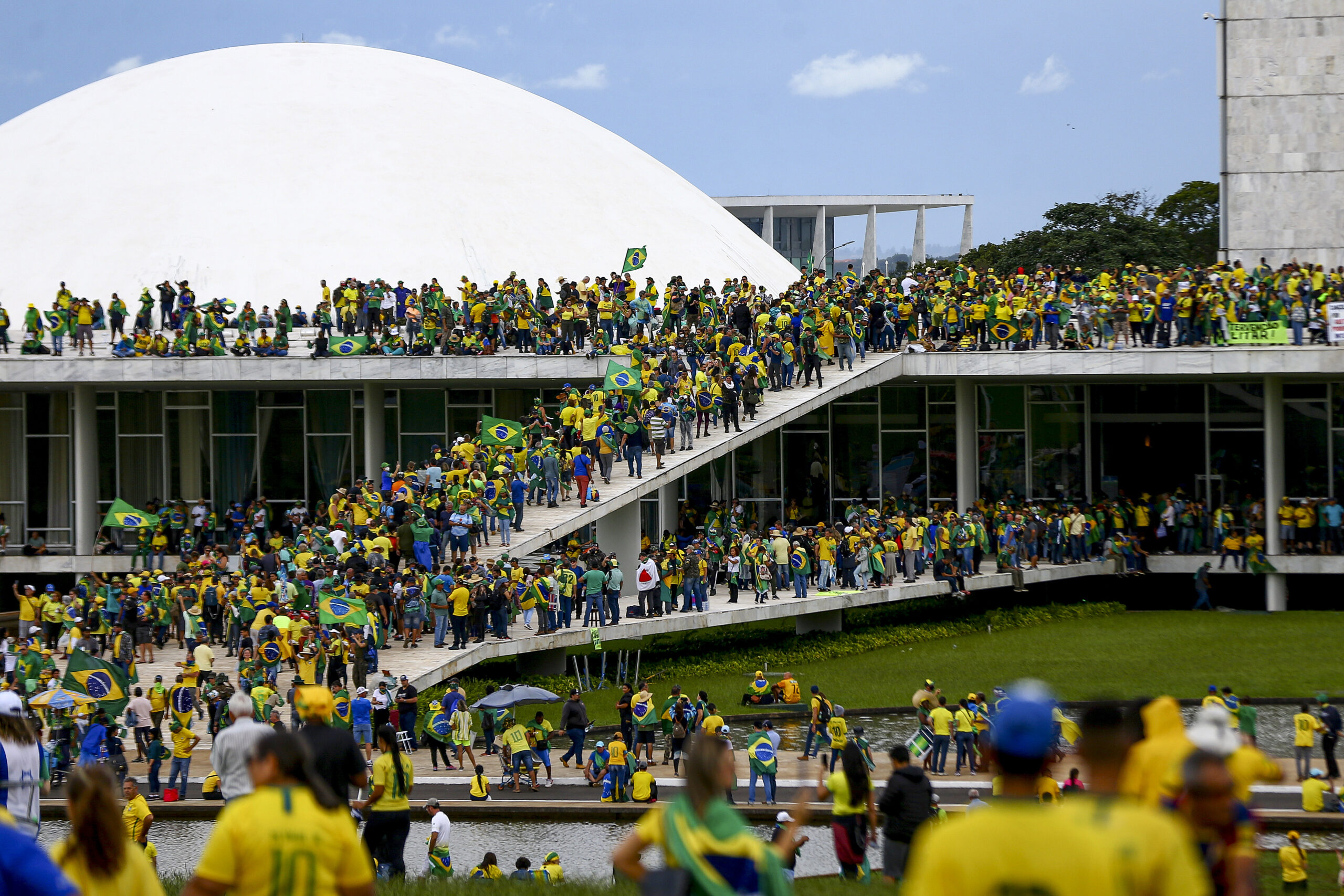 Veneziano diz ser contra anistia pelo 8 de janeiro, mas aponta exagero nas penas 8 de janeiro, brasília