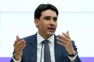 Ministro Silvio Costa Filho entrega, com governador João Azevêdo, nova pista de pouso do Aeroporto de Patos ministro, silvio costa filho