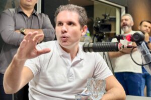 Hugo Motta cogita vagas de senador e vice para Republicanos e diz que Lucas tem direito de disputar governo presidente da Câmara, deputado, Hugo Motta