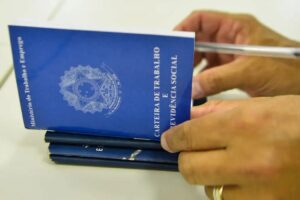 Sine-PB oferta 550 vagas de emprego em 12 cidades; confira lista emprego sine