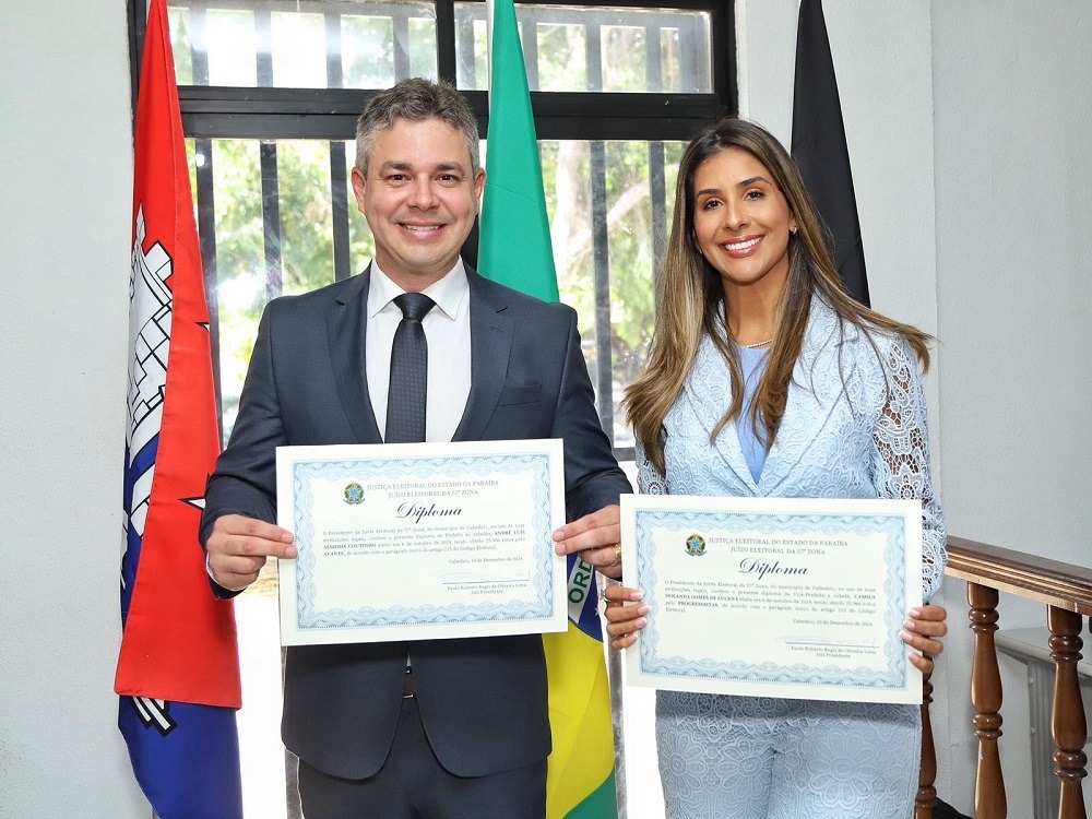 André Coutinho e Camila Holanda. (foto: reprodução/redes sociais) Cabedelo