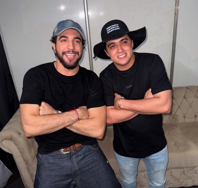 Brigados? Nattan fala sobre Natanzinho Lima no palco e surpreende público; VÍDEO Nattan e Natanzinho LIma, em foto publicada hoje (26). (foto: reprodução/redes sociais)