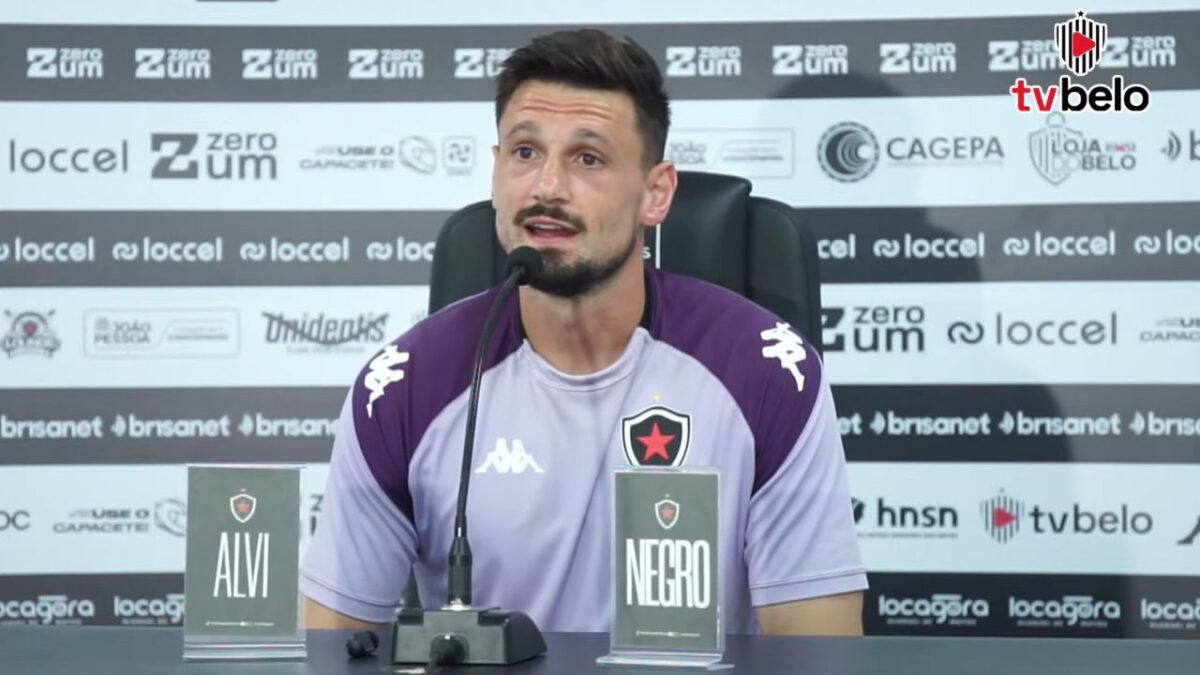 Goleiro do Botafogo-PB aponta baixa confiança do elenco, pede união e admite rendimento abaixo na Série C Michael, Botafogo-PB