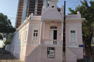 Centro Estadual de Arte abre inscrições para vagas em 77 cursos gratuitos em João Pessoa