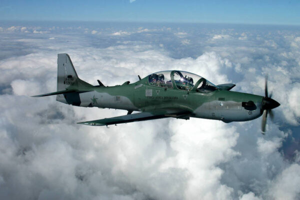 FAB aciona Super Tucanos e intercepta aviões durante Cúpula do Brics FAB aciona Super Tucanos e intercepta aviões durante Cúpula do Brics