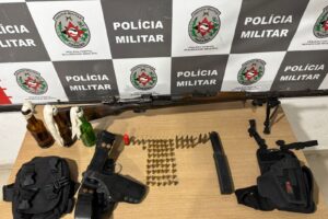 Operação evita ataque a tiros e apreende fuzil que facção iria usar no crime em comunidade de JP Operação evita ataque a tiros e apreende fuzil que facção iria usar no crime em comunidade de JP
