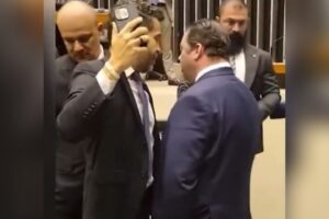 IMAGENS: deputado Janones acusa Cabo Gilberto de agressão e expõe vídeo janones, cabo gilberto
