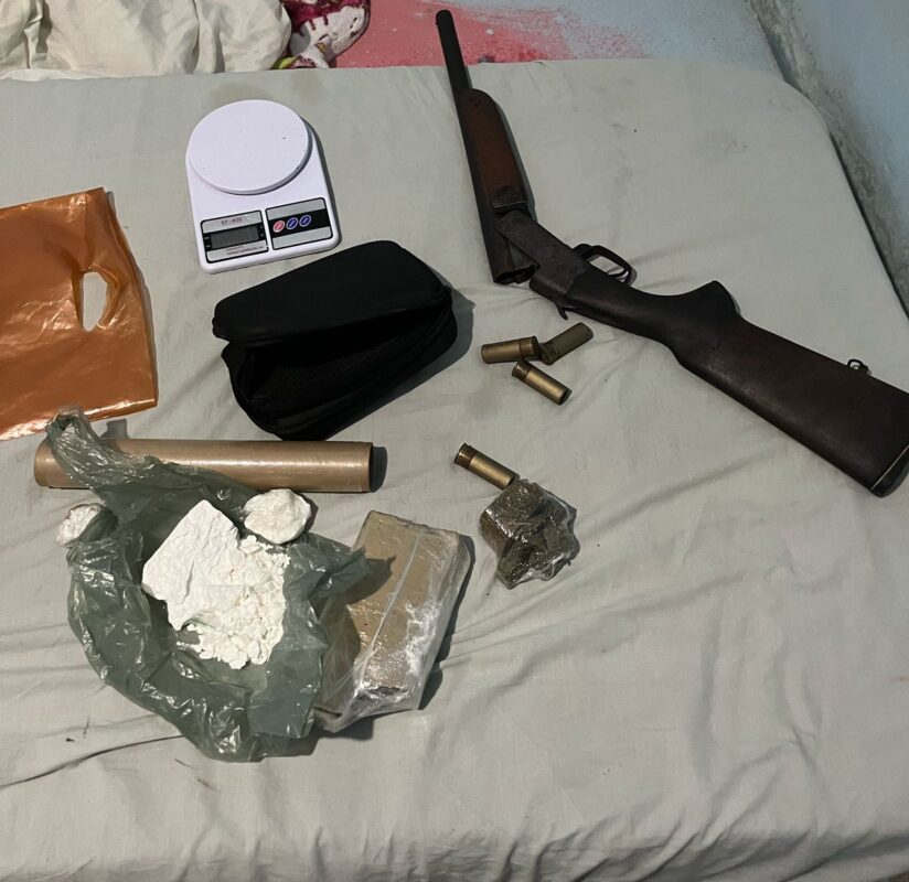 Gangue é presa com armas, munições e drogas em Mamanguape