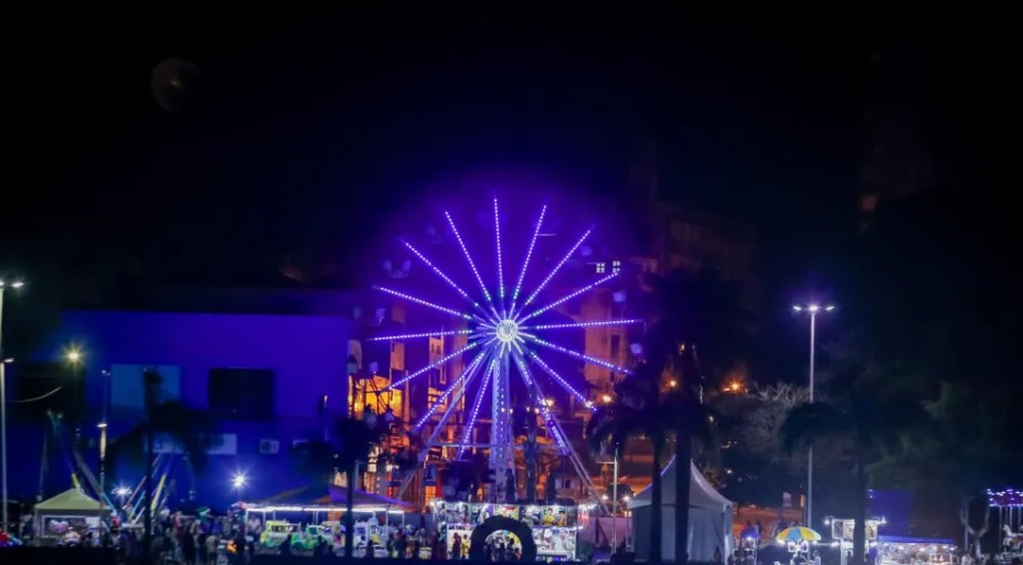Raifi Sousa e Gera Almeida colocam público para dançar hoje na programação da Festa das Neves em João Pessoa Raifi Sousa e Gera Almeida colocam público para dançar hoje na programação da Festa das Neves em João Pessoa