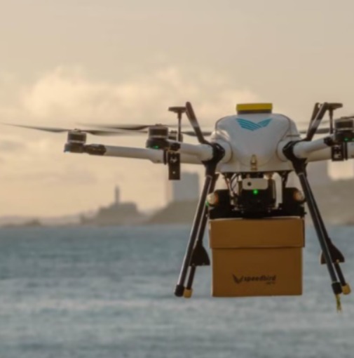 Delivery com drones: Empresas na Bahia adotam tecnologia que agiliza entregas em locais de difícil acesso Delivery com drones: Empresas na Bahia adotam tecnologia que agiliza entregas em locais de difícil acesso