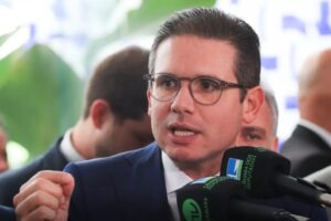 Hugo Motta diz que vai pautar debate na Câmara sobre adultização das crianças após denúncias de youtuber Felca
