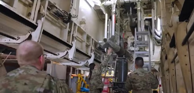 Jato de Putin foi escoltado por bombardeiro B-2, avião 'invisível' que os EUA usaram para atacar Irã