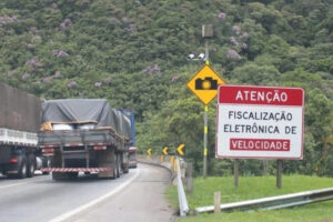 Justiça manda governo Lula reativar radares em rodovias federais