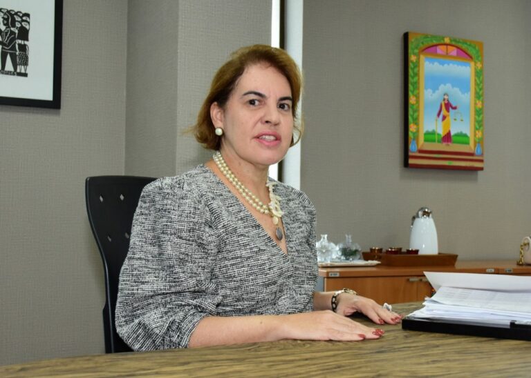 Justiça determina promoção retroativa de policial militar inativo na Paraíba