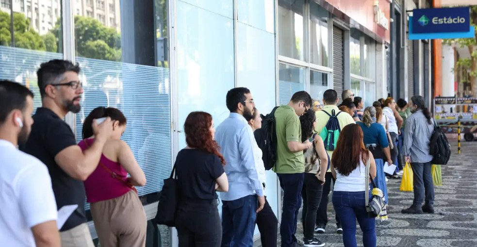 Gabaritos oficiais do 'Enem dos concursos' são divulgados Gabarito preliminar das provas objetivas já está disponível