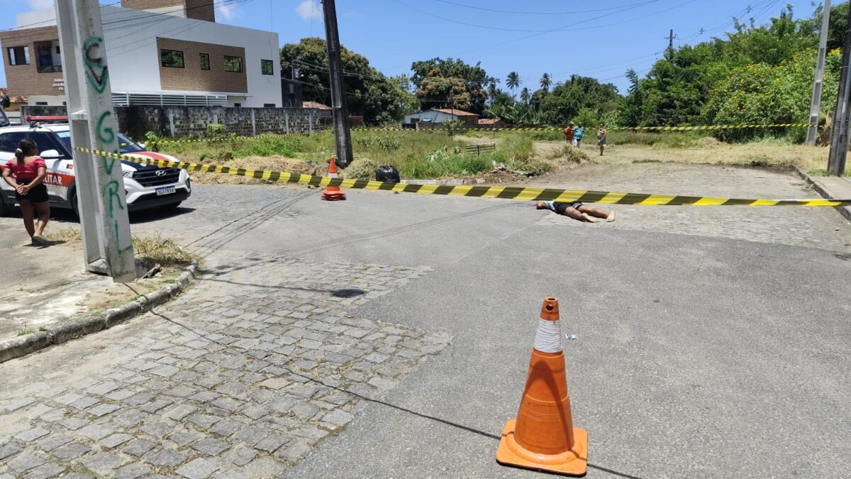 Homem cai em emboscada e é metralhado no Colinas do Sul