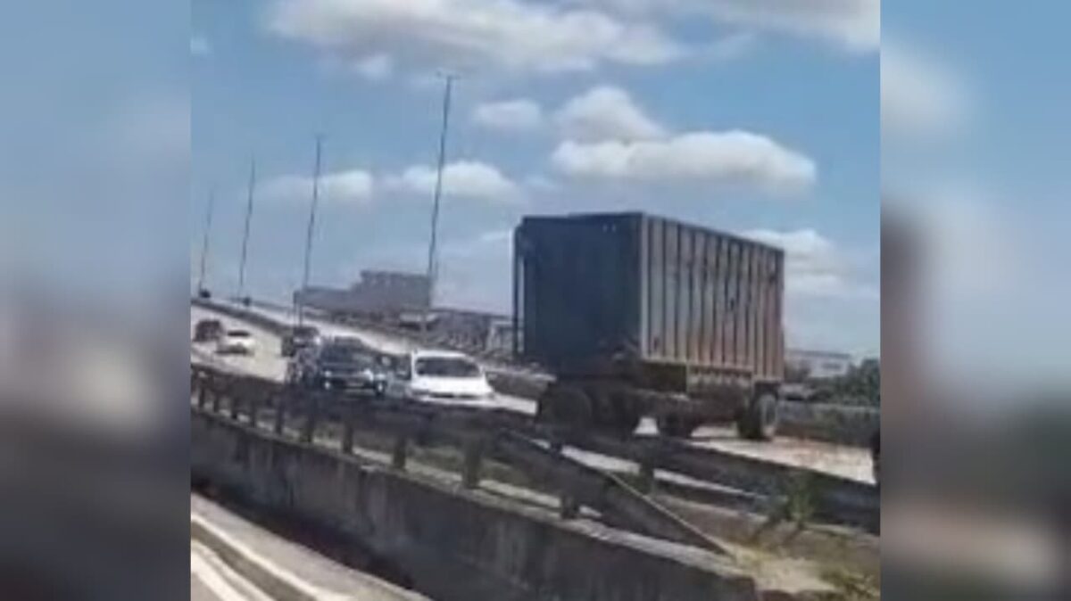 Caso foi registrado no Vale do Mamanguape. (foto: reprodução/redes sociais) BR-101