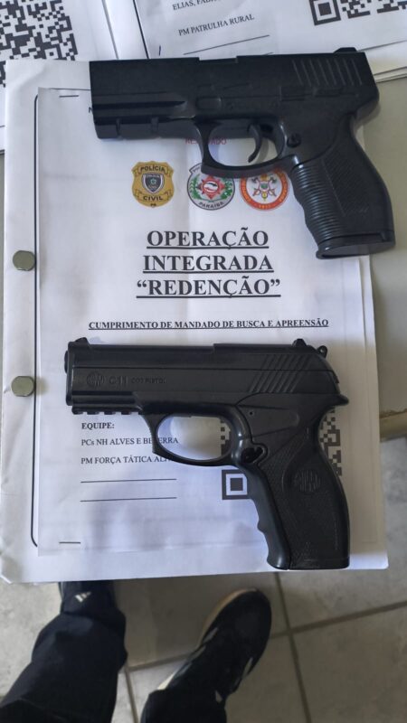 Operação desarticula quadrilha que invadia casas e exigia PIX para liberar reféns no Brejo da Paraíba; oito pessoas são presas (foto: divulgação/Polícia Civil)