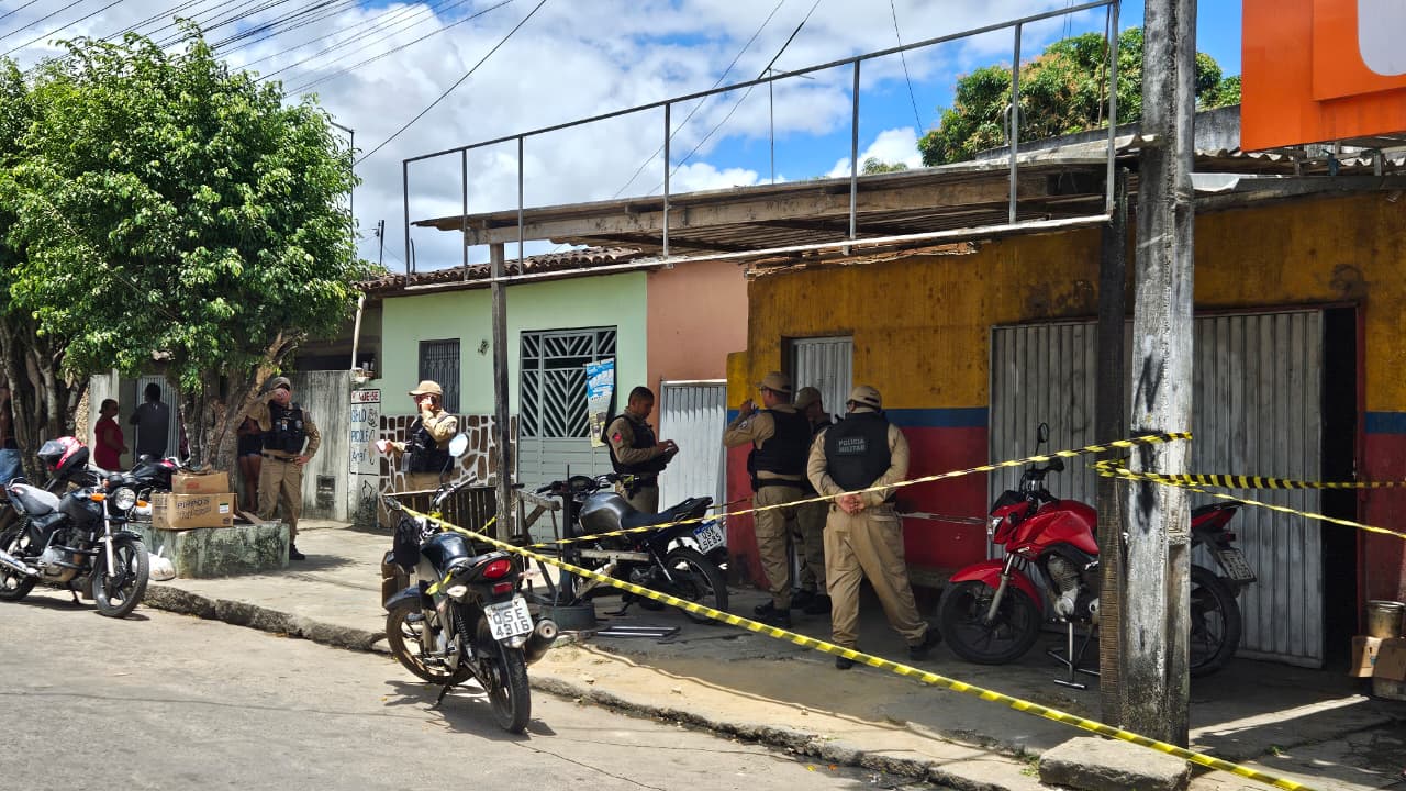 Crime ocorreu na rua Leonel Tomáz Barbosa, no bairro Areal. (foto: Joaquim Neto/acervo pessoal)