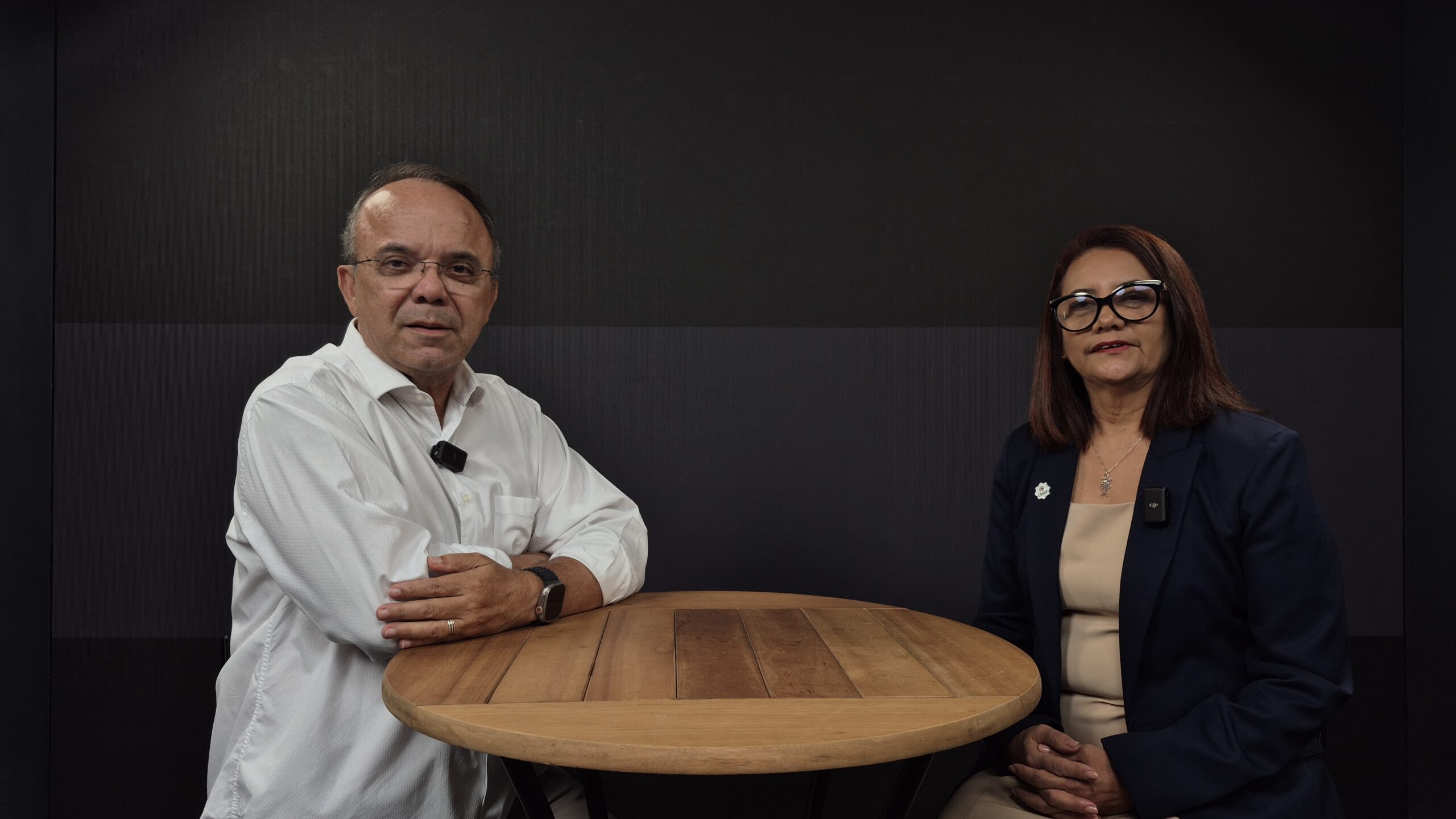 Clilson Júnior e Mary Roberta, reitoria do IFPB, no '20 minutos1. (foto: ClickPB)