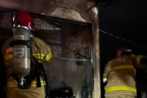 Incêndio atinge residência e destrói objetos em Patos