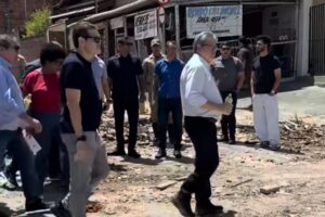 João Azevêdo lamenta morte de mulher e anuncia assistência às vitimas de rompimento de reservatório em Campina Grande