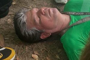 Deputado federal Ruy Carneiro passa mal e desmaia durante corrida de rua 100% Você 2025, em João Pessoa