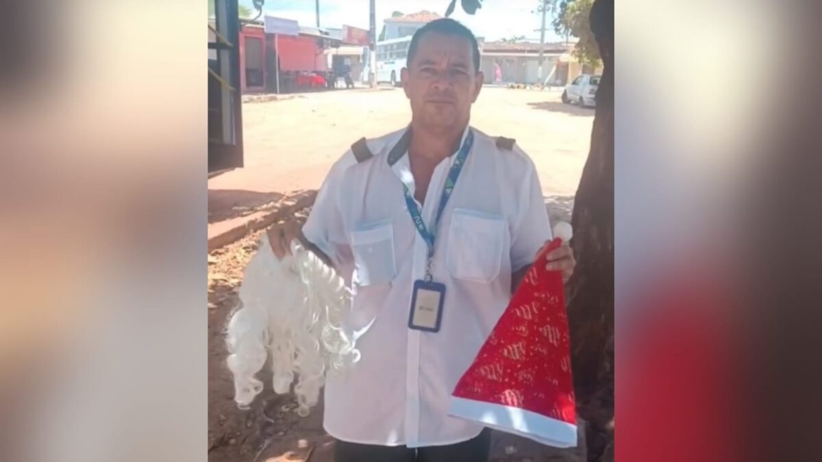 Motorista que se fantasia de Papai Noel é notificado pela Semob-JP e caso gera repercussão em João Pessoa