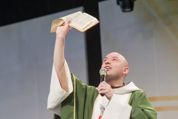 Frei Gilson fará missa e show gratuito em Salvador — Foto: Bruna Marinho/Comunidade Canção Nova