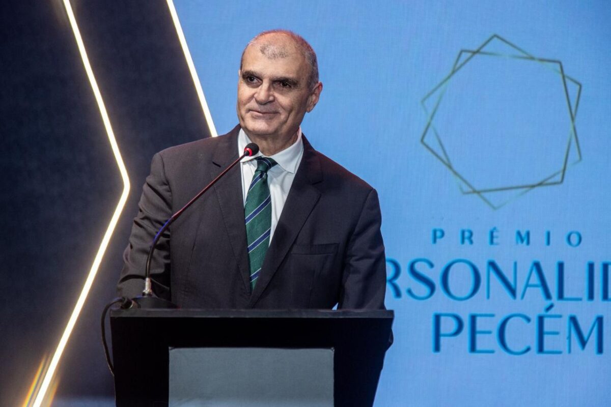 Tufi Daher Filho é homenageado no Prêmio Personalidade Pecém pelos 10 anos da AECIPP