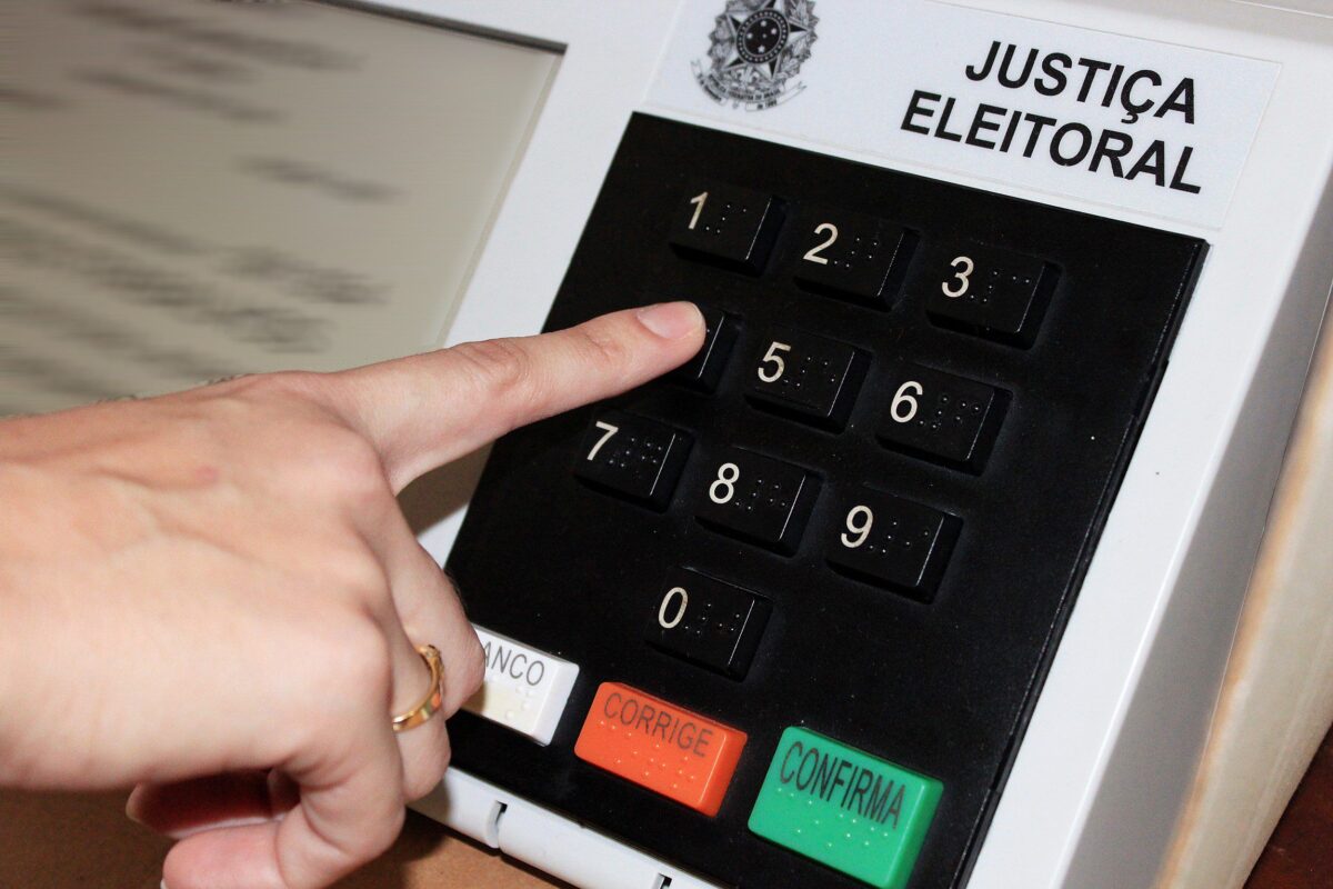 Pesquisa Quaest: Lucas Ribeiro tem 38% das intenções de voto para governador; Cícero, 19%; Efraim, 18%