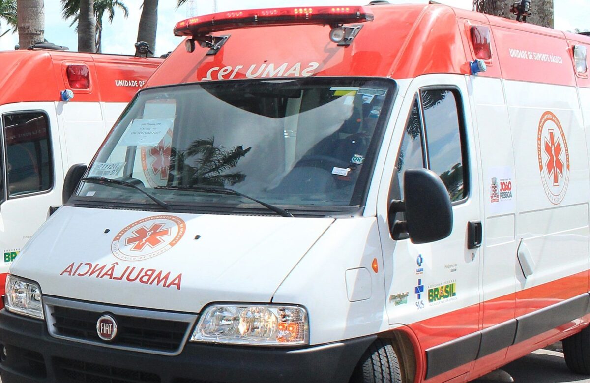 Quadriciclo capota em Coqueirinho, em Conde, e deixa feridos