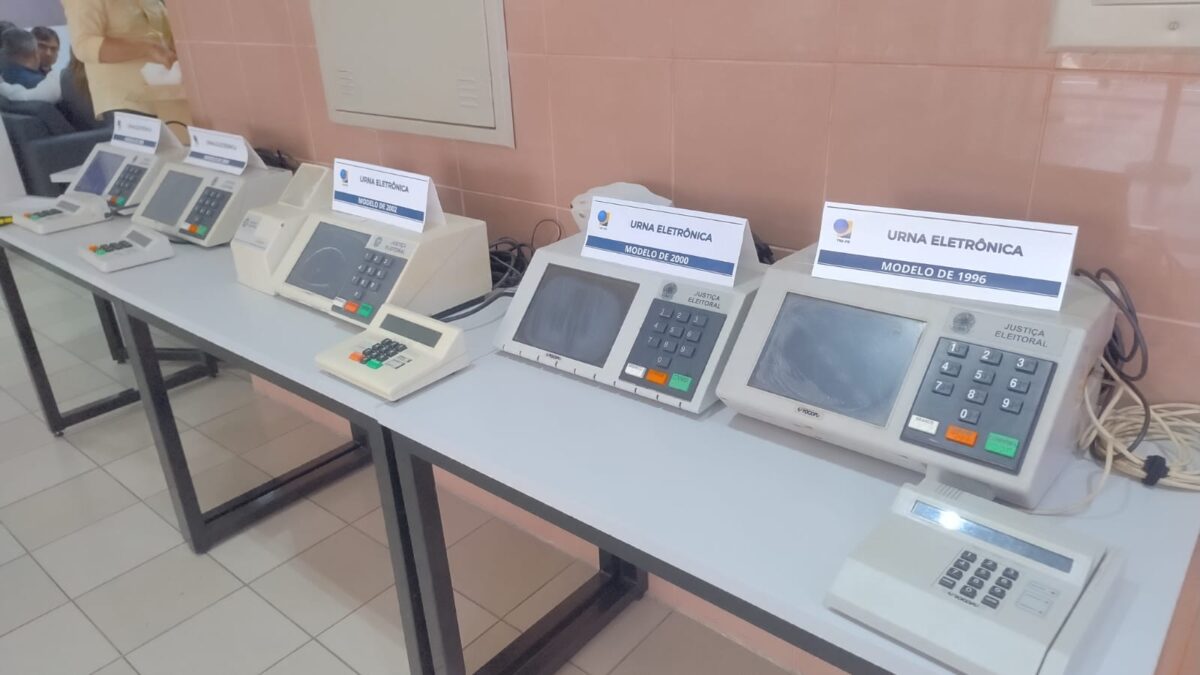 urnas eletrônicas